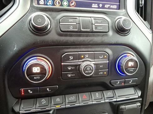 Used 2019 Chevrolet Silverado 1500 RST image 21