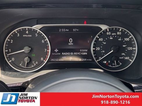 Used 2025 Nissan Pathfinder SV AWD/4WD image 17
