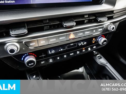 Used 2024 Kia Telluride S w/ S Sunroof Package FWD image 41