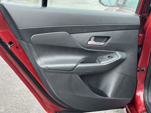 Used 2026 Nissan Sentra SR w/ Floor Mat Package FWD image 16