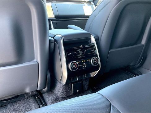 New 2026 Land Rover Range Rover SE AWD/4WD image 22