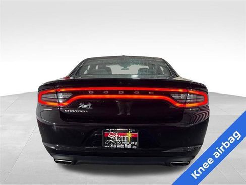 Used 2022 Dodge Charger SXT RWD image 6