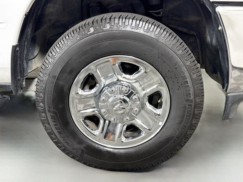 Used 2019 RAM 2500 Big Horn AWD/4WD image 32