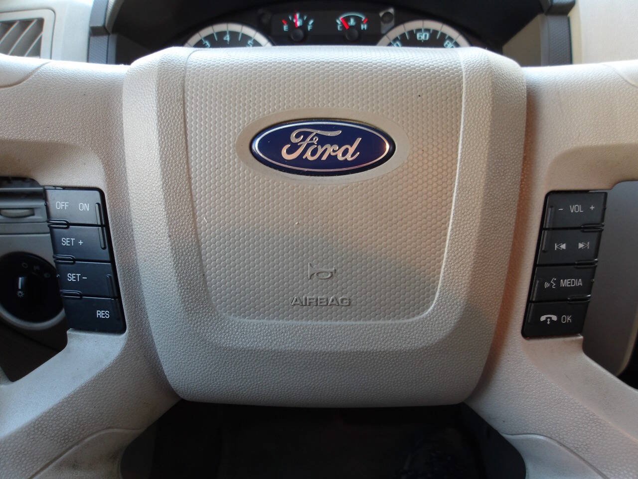 Used 2012 Ford Escape XLS FWD image 16