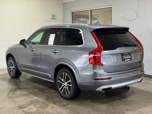 Used 2020 Volvo XC90 T5 Momentum image 6