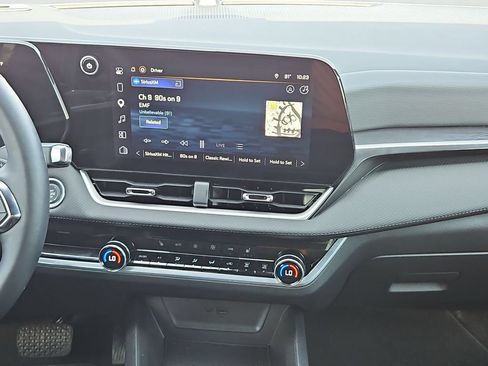 Certified 2026 Chevrolet Equinox LT w/ Convenience Package II FWD image 17