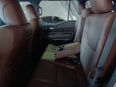 Used 2025 Toyota Land Cruiser image 12