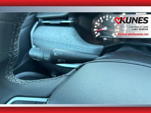 Used 2024 Jeep Compass Latitude image 34