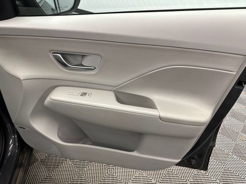 Used 2024 Hyundai Kona Limited FWD image 15