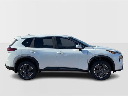 New 2026 Nissan Rogue SV w/ Cold Weather Package FWD image 8