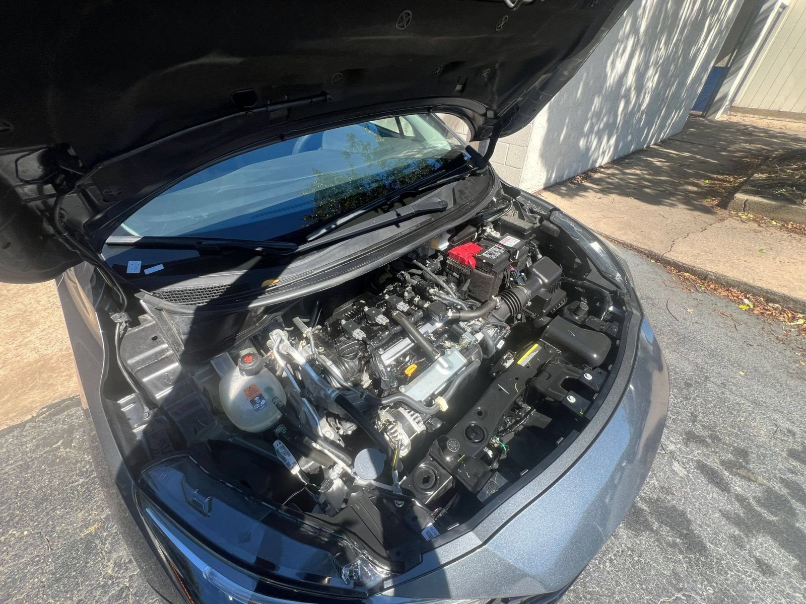 Used 2025 Nissan Versa SV FWD image 26