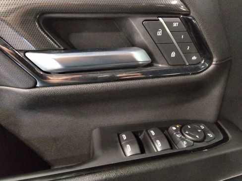 Used 2024 GMC Sierra 2500 AT4 w/ AT4 Premium Plus Package image 31