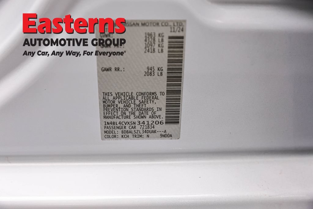 Used 2025 Nissan Altima 2.5 SR w/ SR Premium Package FWD image 38