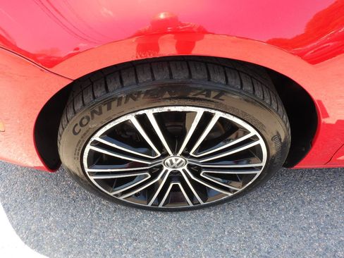 Used 2014 Volkswagen Eos FWD image 19