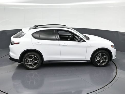 Used 2024 Alfa Romeo Stelvio Ti w/ Active Assist Plus Package AWD/4WD image 23