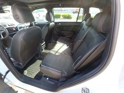 Used 2023 Volkswagen Tiguan SEL R-Line AWD/4WD image 25