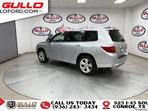 Used 2009 Toyota Highlander Limited w/ Extra Value Pkg 8 FWD image 4