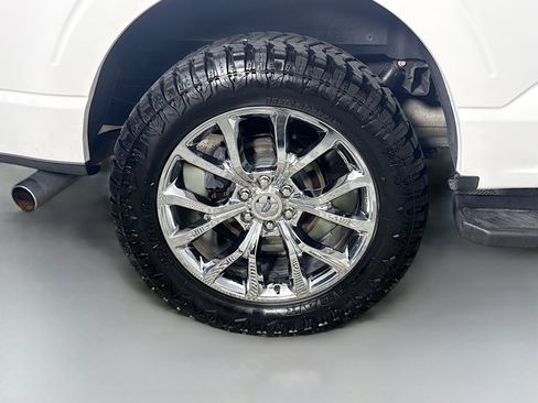 Used 2021 Ford F150 Lariat w/ Equipment Group 502A High AWD/4WD image 33