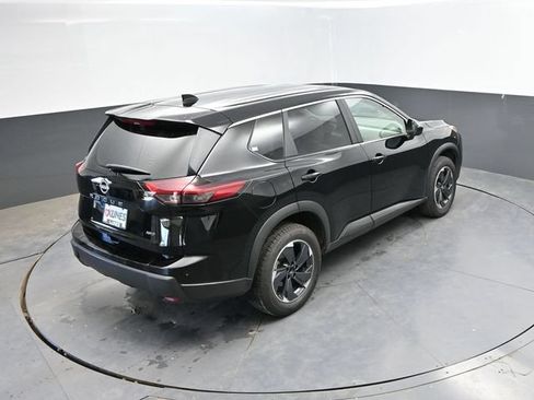Used 2025 Nissan Rogue SV AWD/4WD image 32