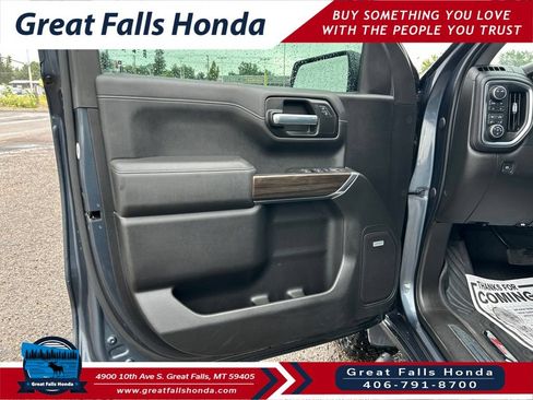 Used 2021 Chevrolet Silverado 1500 LT Trail Boss w/ Convenience Package II AWD/4WD image 10