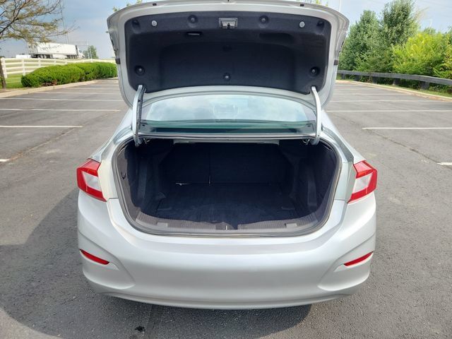 Used 2017 Chevrolet Cruze Premier FWD image 30