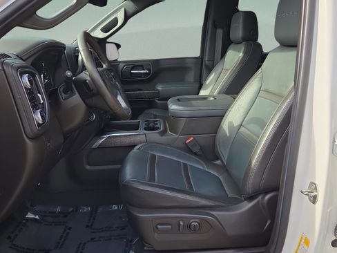 Used 2022 GMC Sierra 1500 Denali w/ Denali Reserve Package AWD/4WD image 9