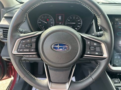 Used 2025 Subaru Outback Premium image 27