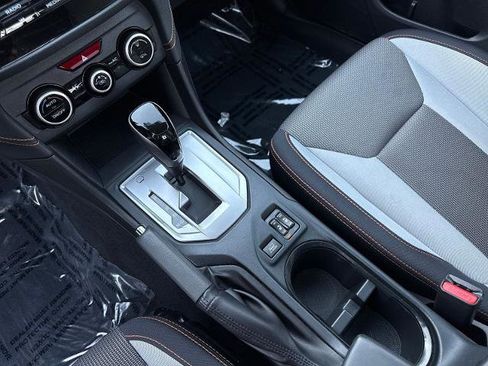 Used 2023 Subaru Crosstrek 2.0i Premium image 24