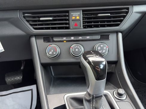 Used 2024 Volkswagen Jetta S image 19