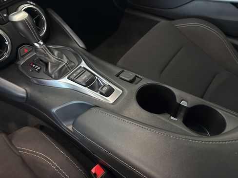 Used 2023 Chevrolet Camaro LT image 14