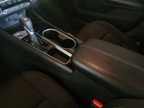 Used 2024 Nissan Altima 2.5 SV image 26