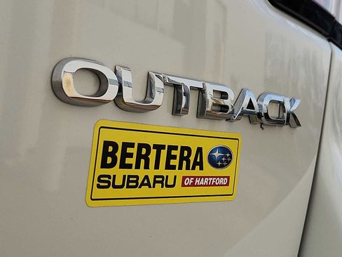 Used 2023 Subaru Outback Limited image 30