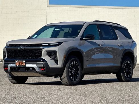 New 2026 Chevrolet Traverse Z71 w/ Enhanced Driving Package image 8