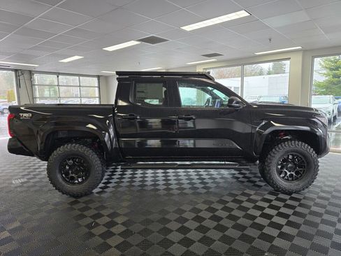 New 2026 Toyota Tacoma TRD Sport image 3
