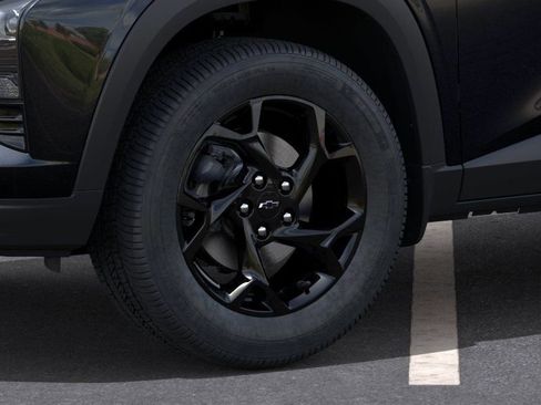 New 2026 Chevrolet Trax LT w/ Driver Confidence Package FWD image 9