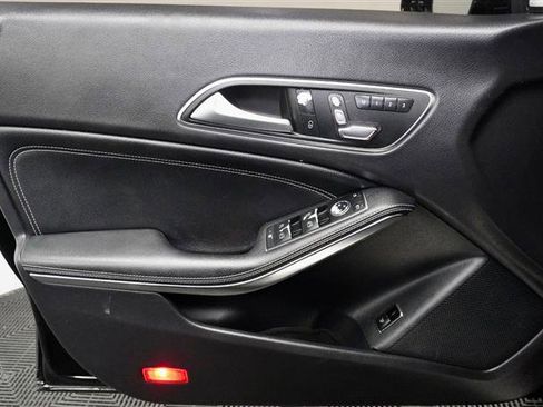 Used 2017 Mercedes-Benz CLA 250 4MATIC image 36