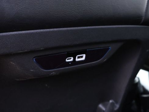 Used 2025 Chrysler Pacifica Select FWD image 43