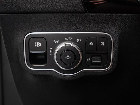 New 2026 Mercedes-Benz GLA 250 4MATIC image 40