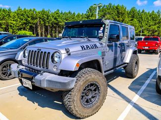 Used 2015 Jeep Wrangler Unlimited Sahara AWD/4WD video 1