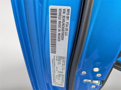 Used 2025 Jeep Wagoneer S Limited image 37