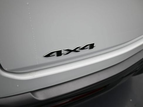 New 2026 Jeep Grand Wagoneer L Summit AWD/4WD image 38