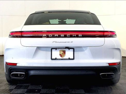 New 2026 Porsche Panamera 4 image 6