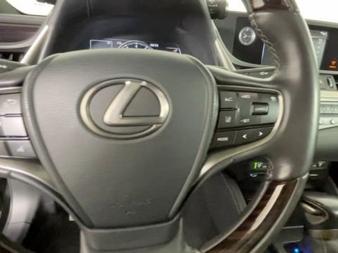 Used 2021 Lexus ES 250 w/ Premium Package AWD/4WD image 28