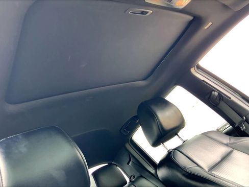 Used 2021 Toyota Tacoma TRD Off-Road w/ TRD Premium Off Road Package image 13