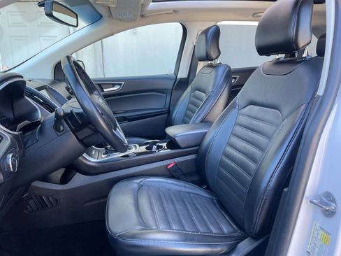Used 2017 Ford Edge SEL w/ Equipment Group 201A FWD image 16