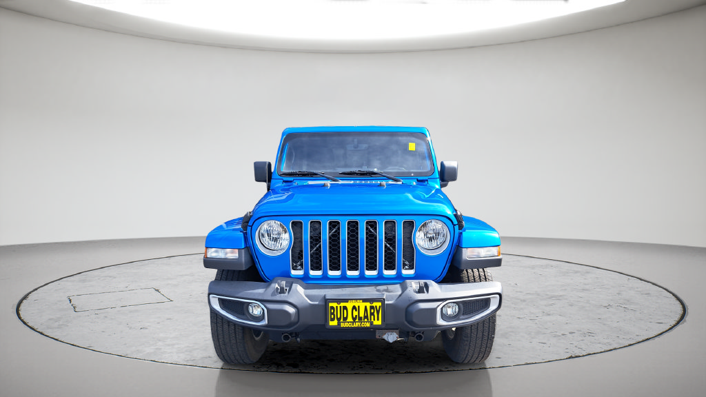 Used 2020 Jeep Gladiator Overland AWD/4WD image 2