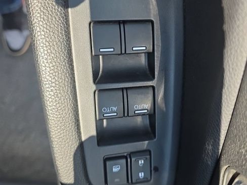 Used 2022 Honda Pilot Touring image 14