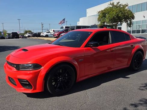 Used 2023 Dodge Charger Scat Pack RWD image 3