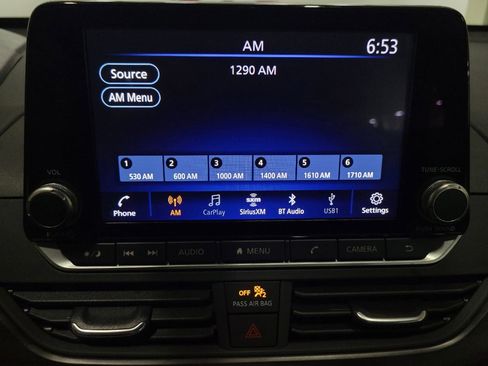 Used 2025 Nissan Altima 2.5 SV FWD image 25