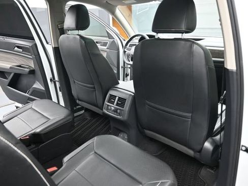 Used 2022 Volkswagen Atlas SE AWD/4WD image 29